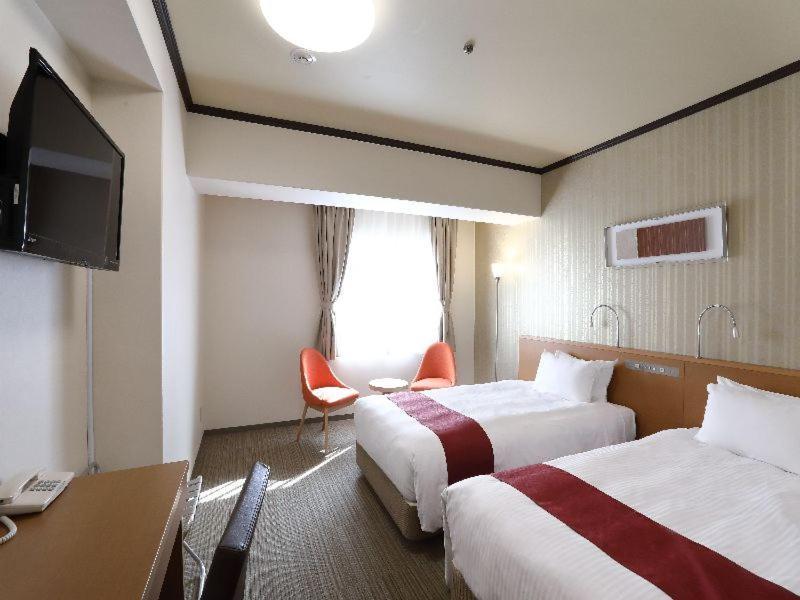 Hotel Hiroshima Garden Palace Esterno foto